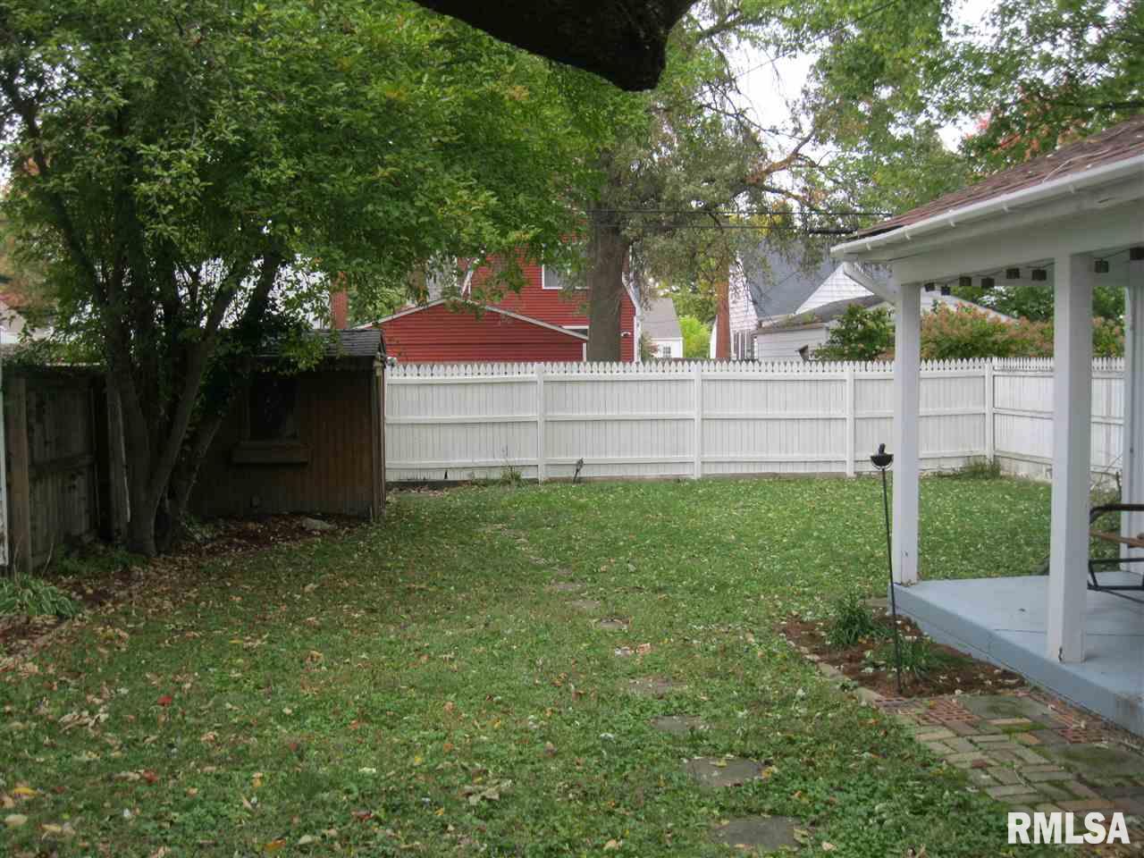 1513 West Governor Street Springfield, IL 62704 - Photo 30 of 31 Gallery Image 30