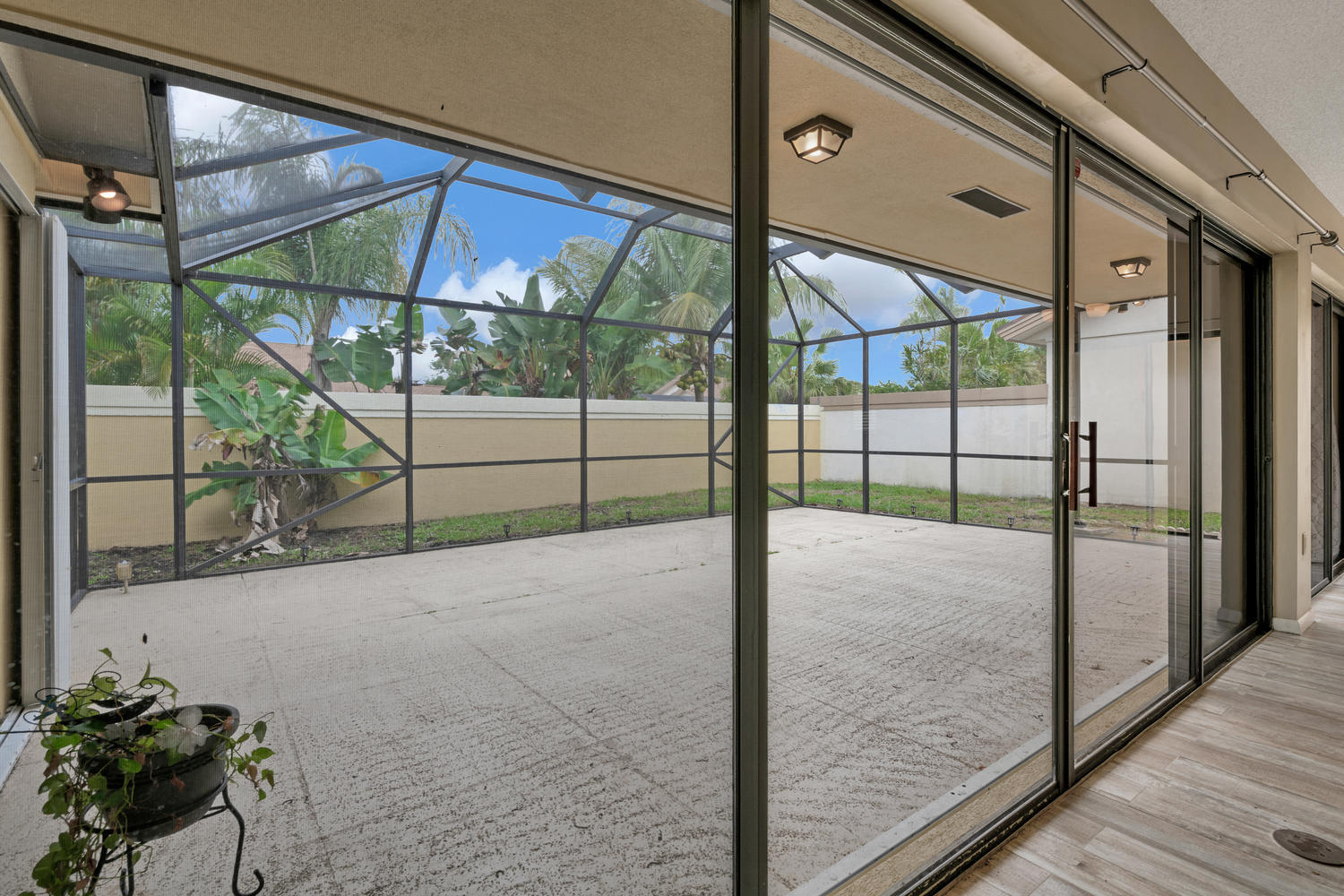 196 Cape Pointe Circle Jupiter, FL 33477 - Photo 21 of 32 196 Cape Pointe Cir Jupiter FL-large-033