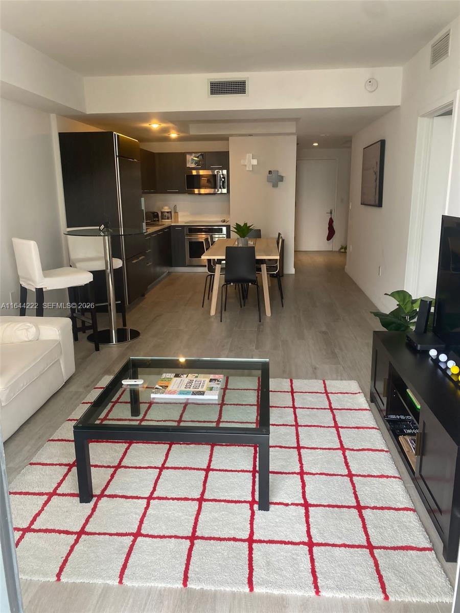 45 Southwest 9th Street, Unit 1005 Miami, FL 33130 - Photo 18 of 47