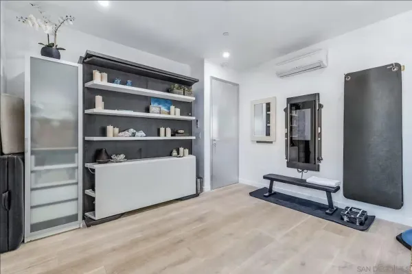 $30,000 | 225 4th Street, Encinitas, CA 92024