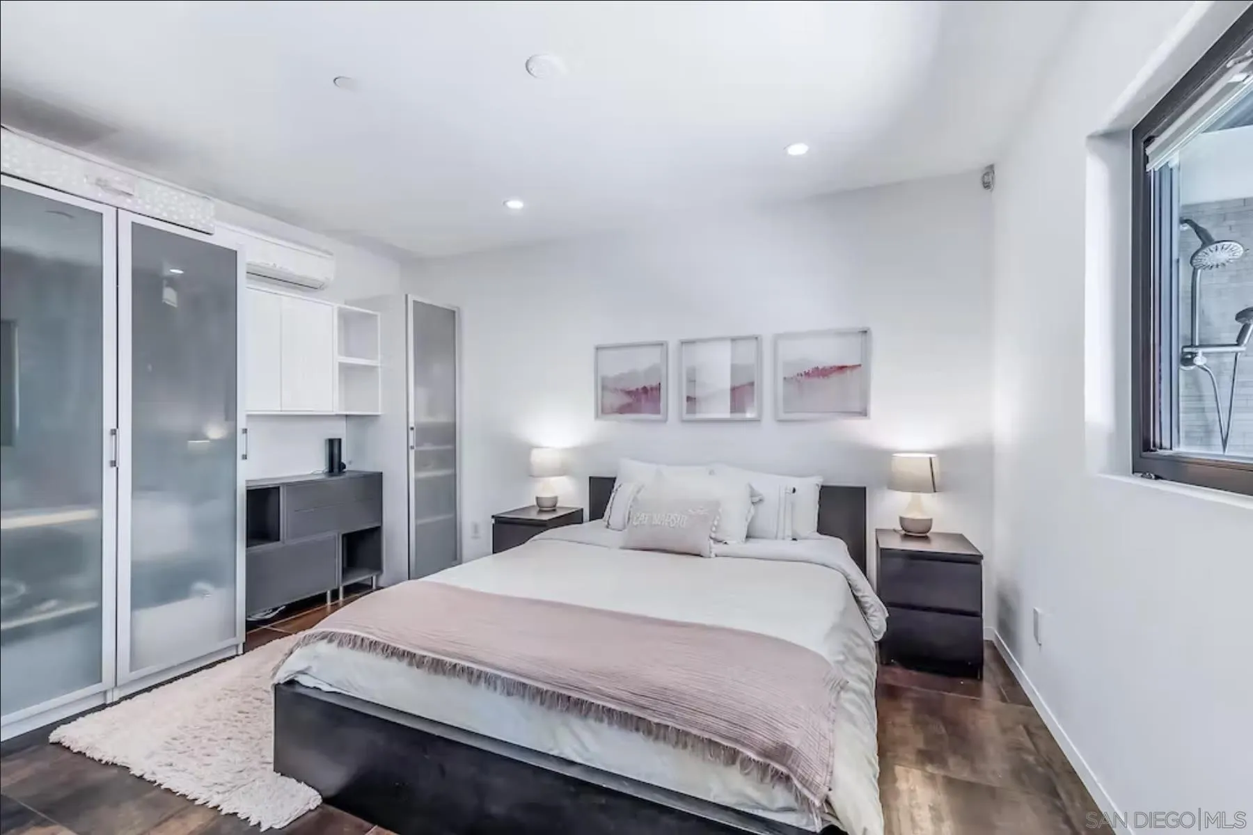 225 4th Street Encinitas, CA 92024 - Photo 28 of 37