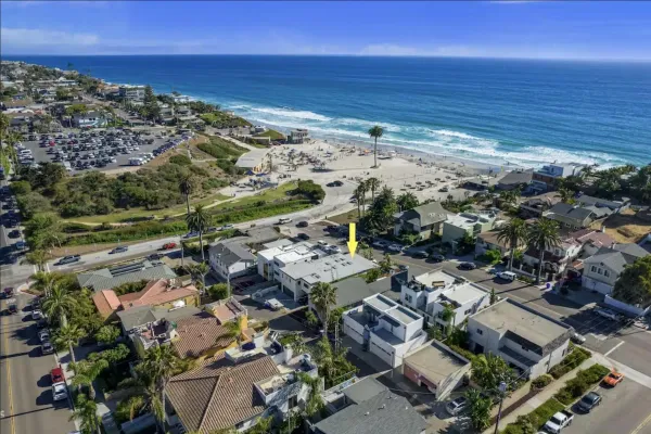 $30,000 | 225 4th Street, Encinitas, CA 92024