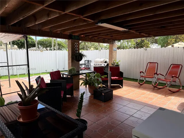 $480,000 | 9525 Southwest 148th Ave Circle North, Miami, FL 33196