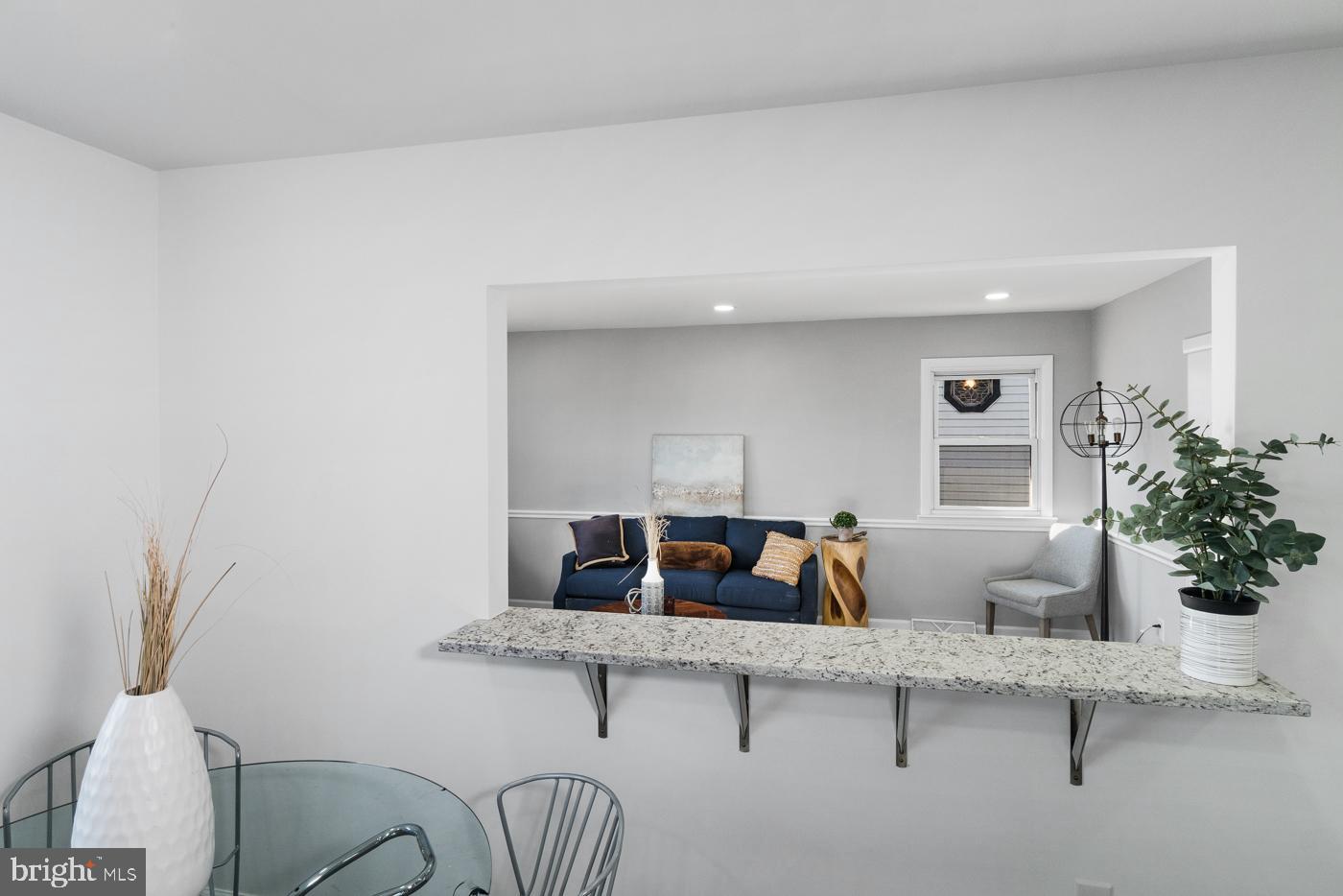 510 Davis Road Barrington, NJ 08007 - Photo 9 of 29 a living room with furniture