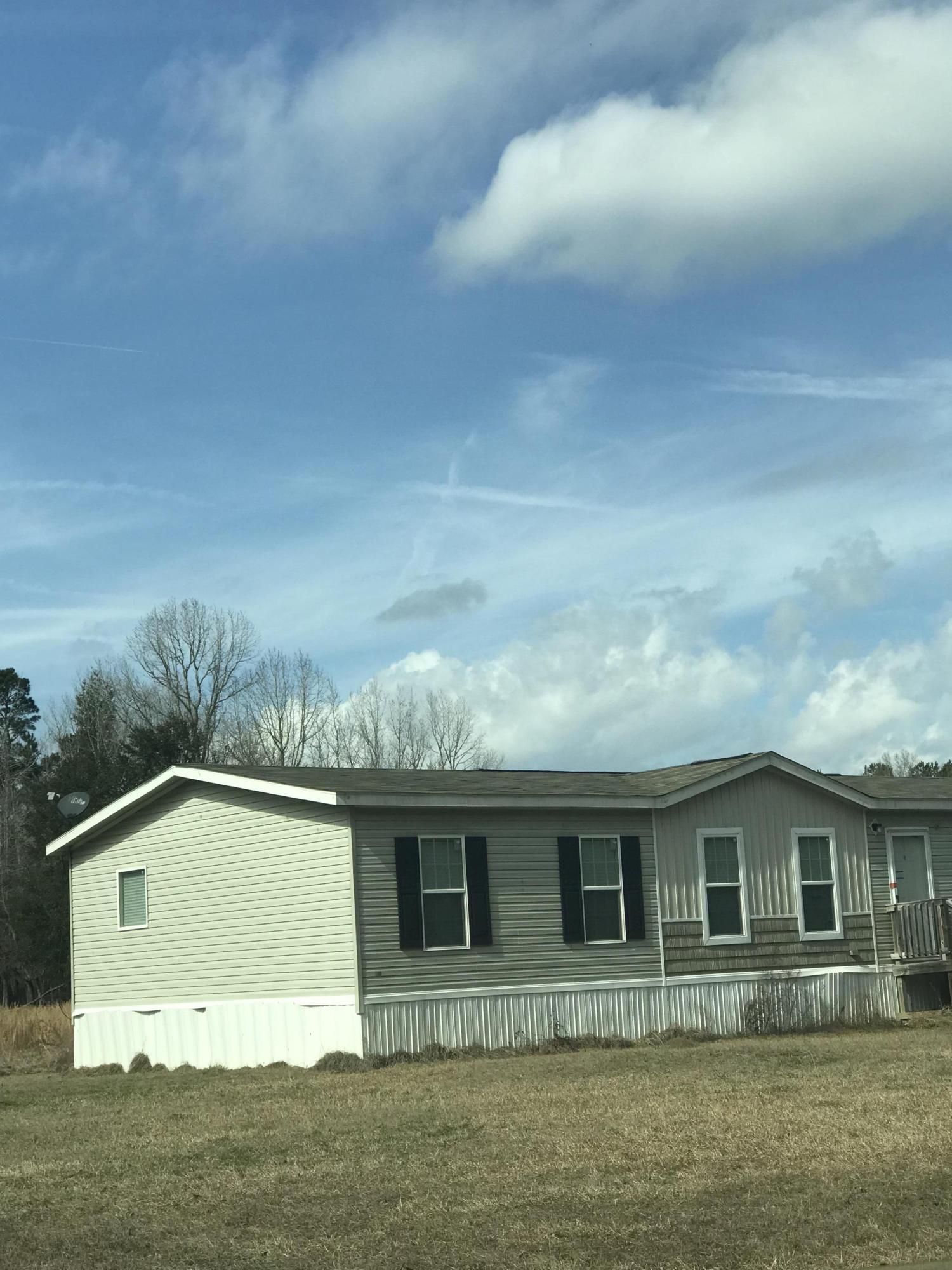 537 John Gatlin Road Bonneau, SC 29431 - Photo 2 of 9 IMG_3690