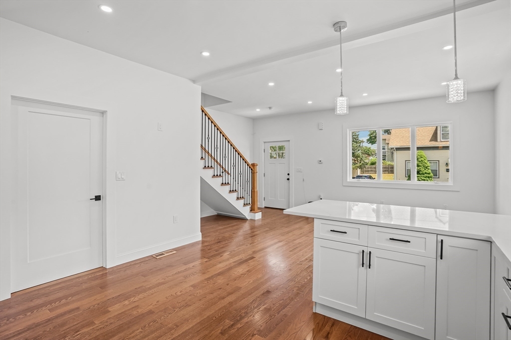 24 Cottage Street Taunton, MA 02780 - Photo 12 of 41