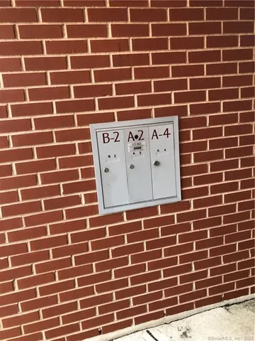 $2,250 | 22 Durham Road, Unit A2, Madison, CT 06443