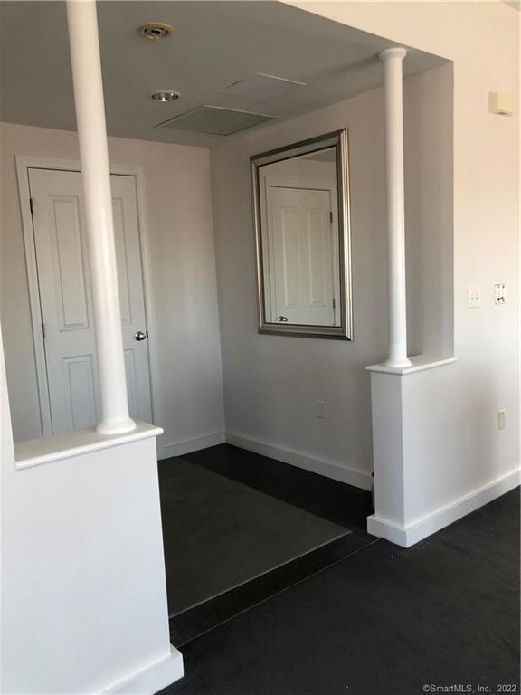 22 Durham Road, Unit A2 Madison, CT 06443 - Photo 2 of 15 Unit Foyer
