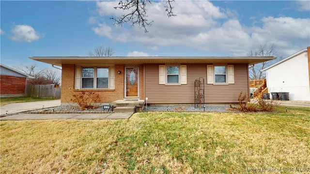 $249,900 | 4509 Crescent Avenue, Jeffersonville, IN 47130