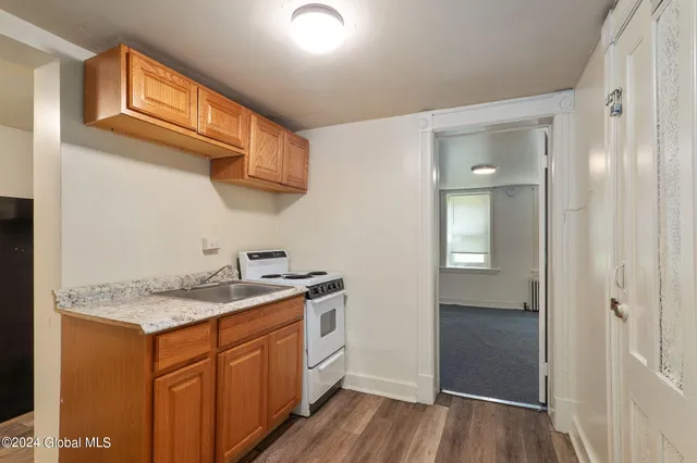 $975 | 359 Washington Avenue, Unit BSMT, Albany, NY 12206