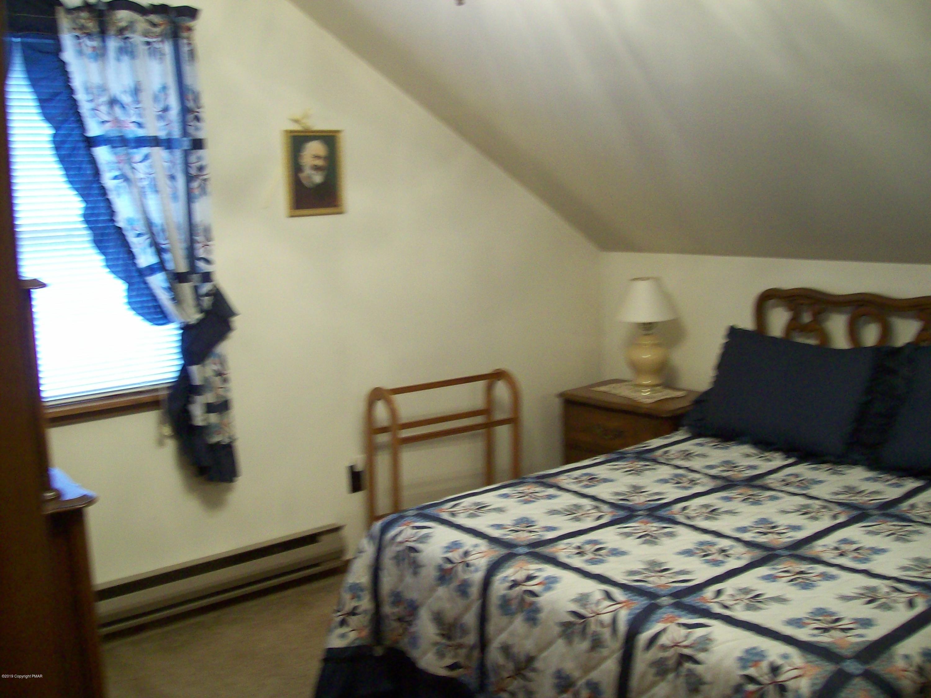 2153 Spring Drive Bushkill, PA 18324 - Photo 14 of 33 bedroom 3