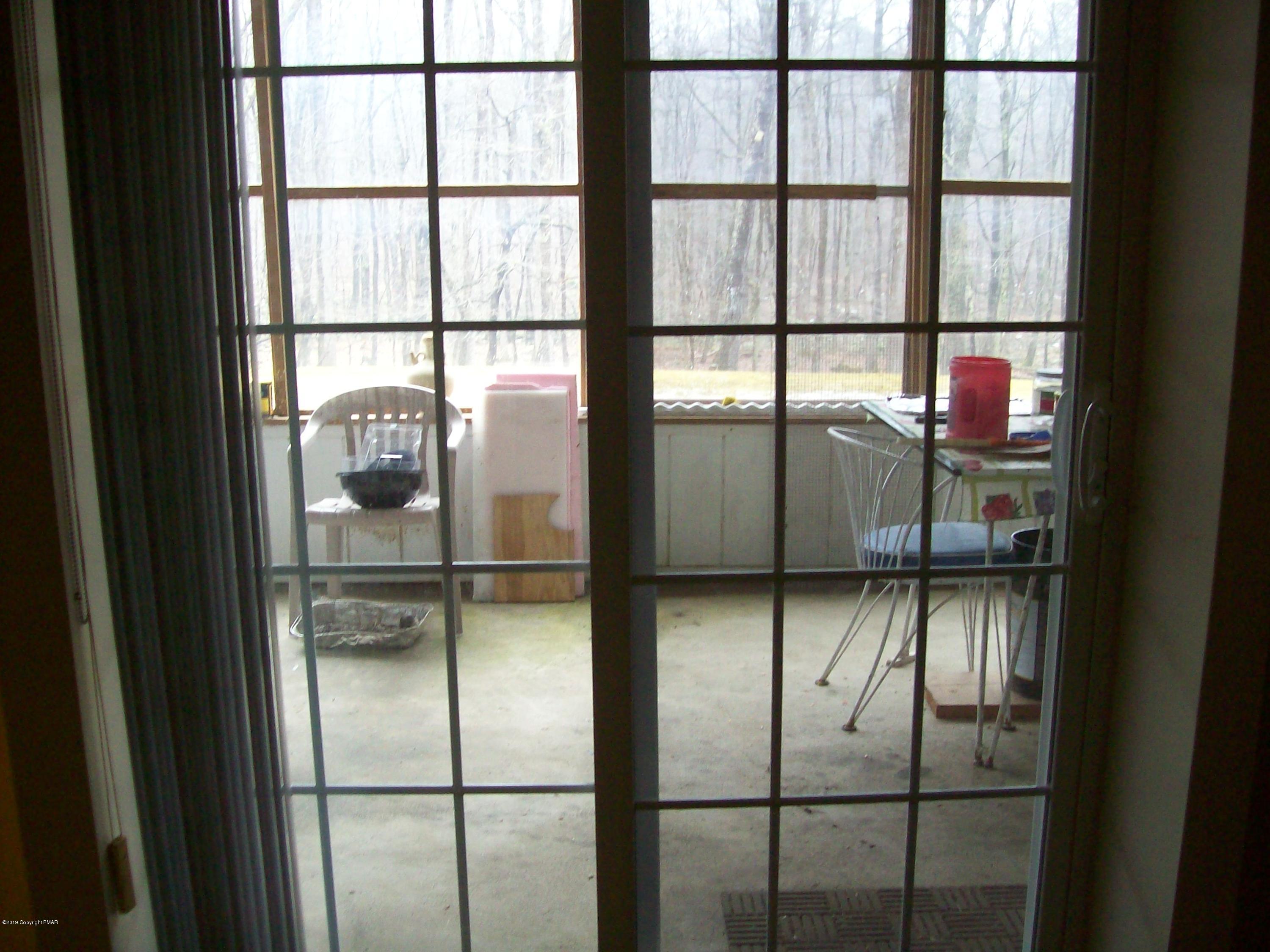 2153 Spring Drive Bushkill, PA 18324 - Photo 31 of 33 Slider to patio