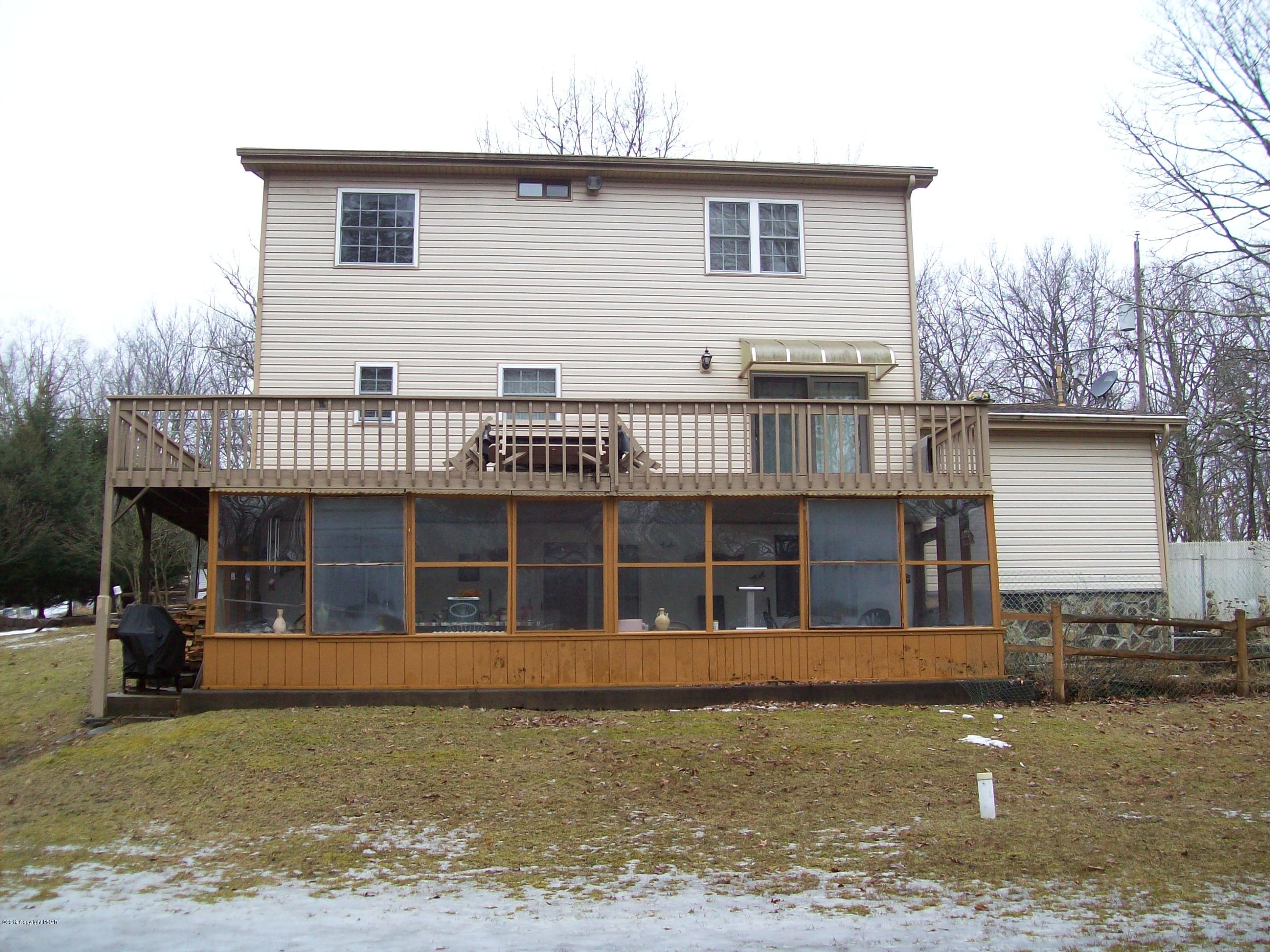 2153 Spring Drive Bushkill, PA 18324 - Photo 5 of 33 Back