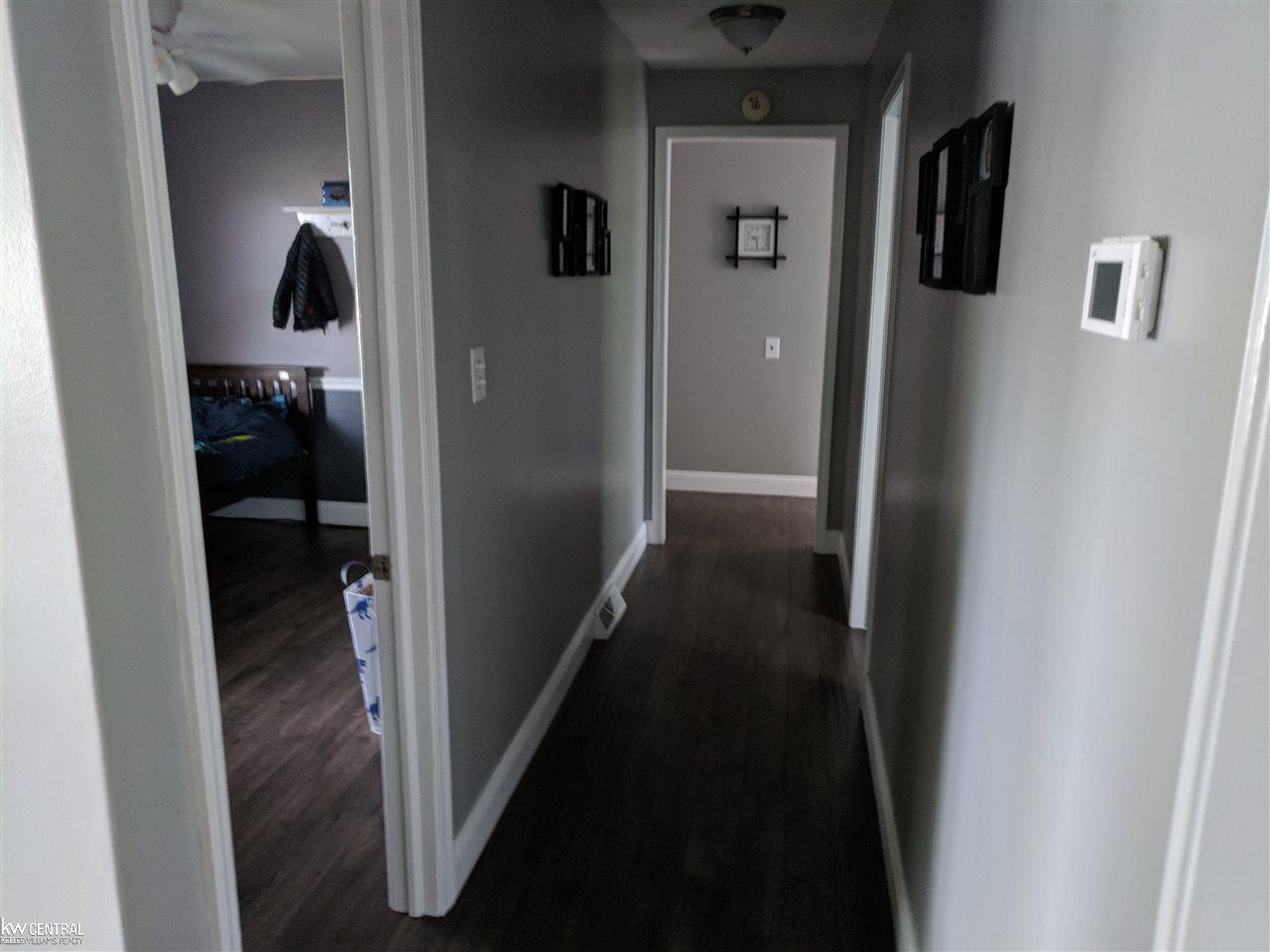 2210 East 13 Mile Road Warren, MI 48092 - Photo 30 of 43 31351812-29.JPG