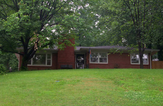 5406 Winding Road Louisville, KY 40214 - Photo 1 of 1 Primary Photo