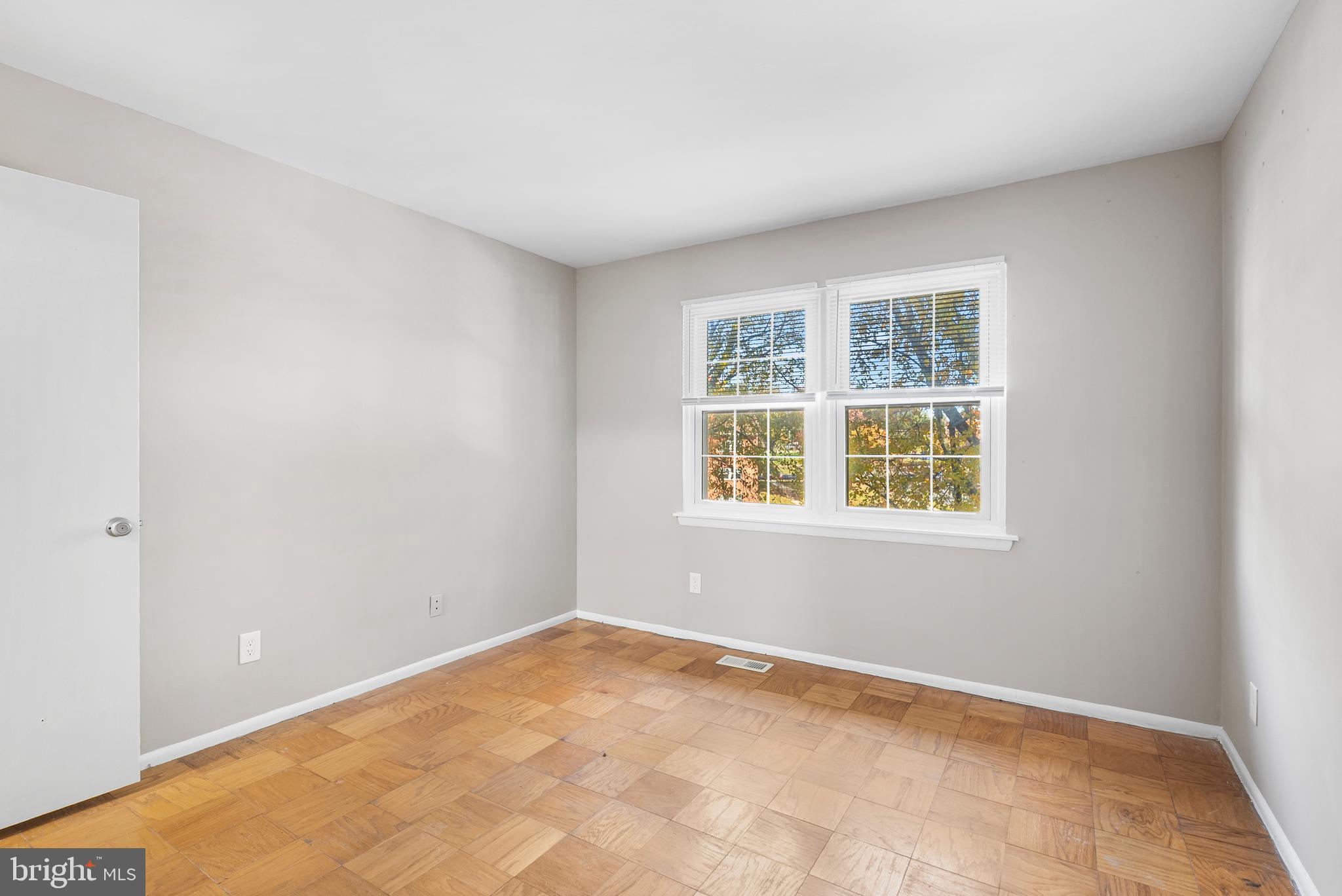 240 Crocker Drive, Unit 240F Bel Air, MD 21014 - Photo 27 of 38 an empty room with windows