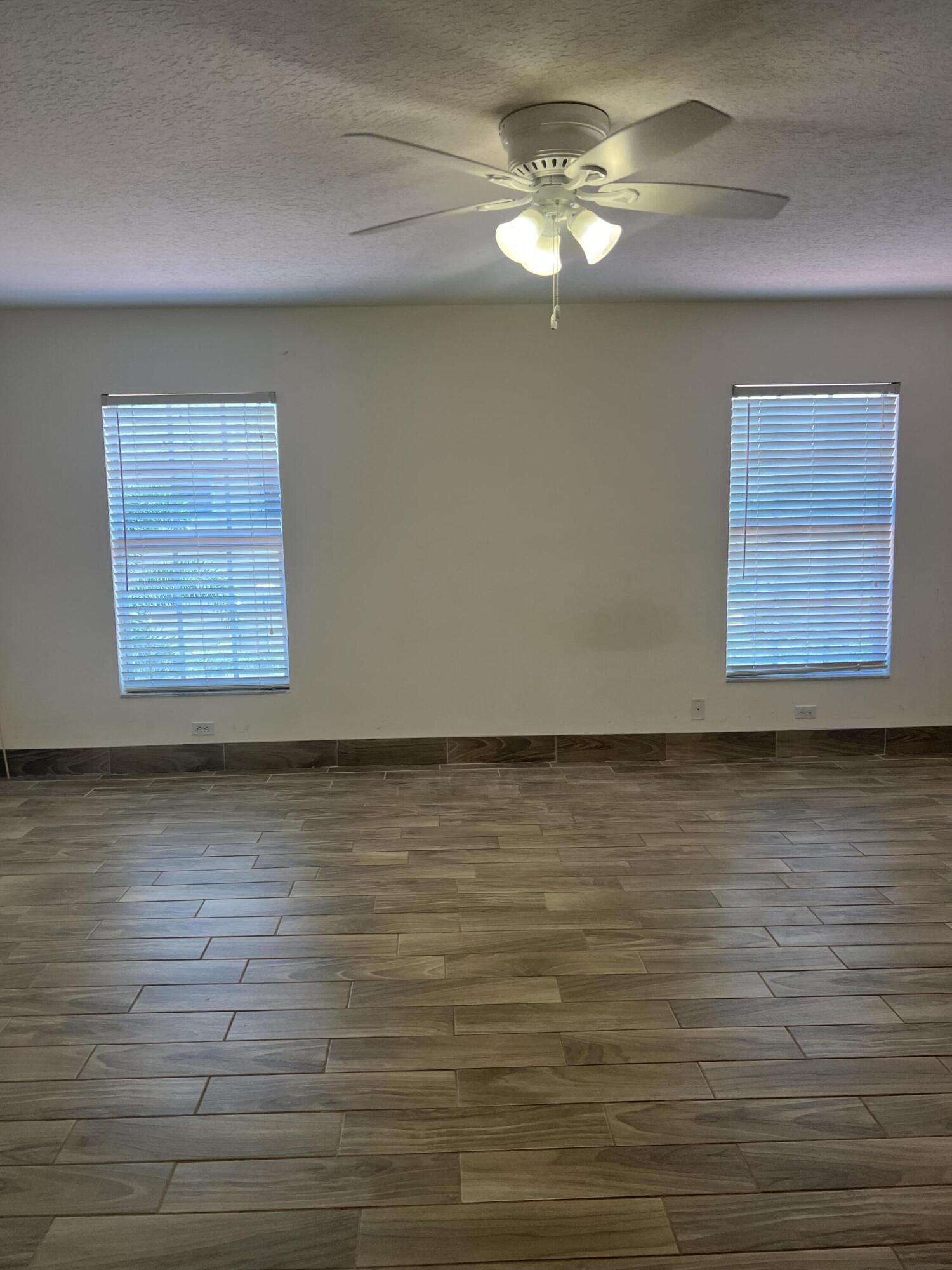 114 Owl Pointe Circle Jupiter, FL 33458 - Photo 10 of 16 DEB95FBC-2808-4593-A8C3-8E27E63542A7