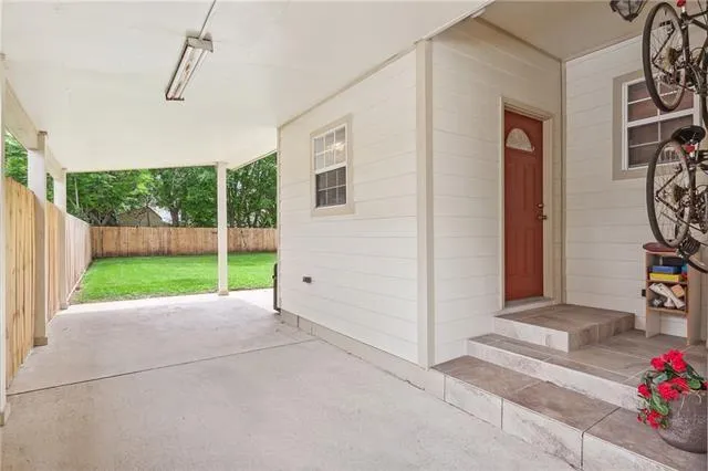 $2,000 | 1664 St Denis Street, New Orleans, LA 70122
