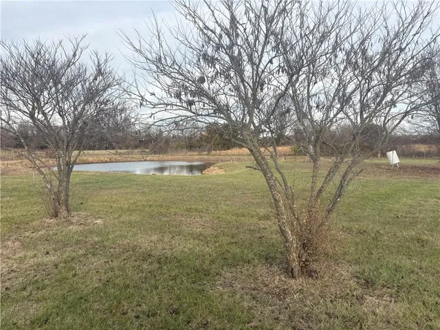 $200,000 | 1667 Northeast County Road 13004, Adrian, MO 64720