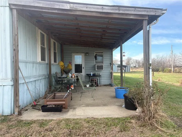 $200,000 | 1667 Northeast County Road 13004, Adrian, MO 64720