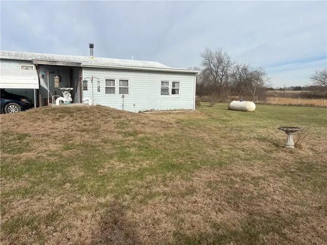 $200,000 | 1667 Northeast County Road 13004, Adrian, MO 64720