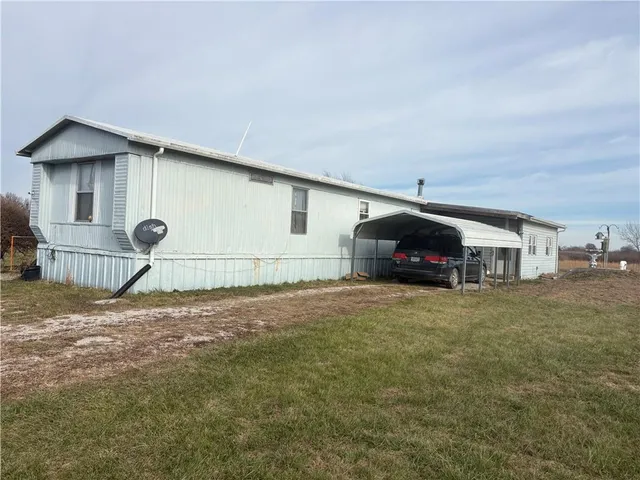 $200,000 | 1667 Northeast County Road 13004, Adrian, MO 64720
