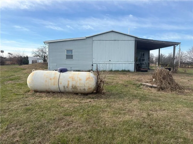 $200,000 | 1667 Northeast County Road 13004, Adrian, MO 64720