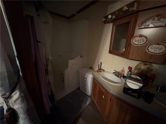 $200,000 | 1667 Northeast County Road 13004, Adrian, MO 64720