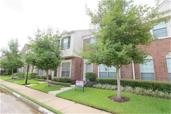 $1,700 | 2930 Grants Lake Boulevard, Unit 2305, Sugar Land, TX 77479