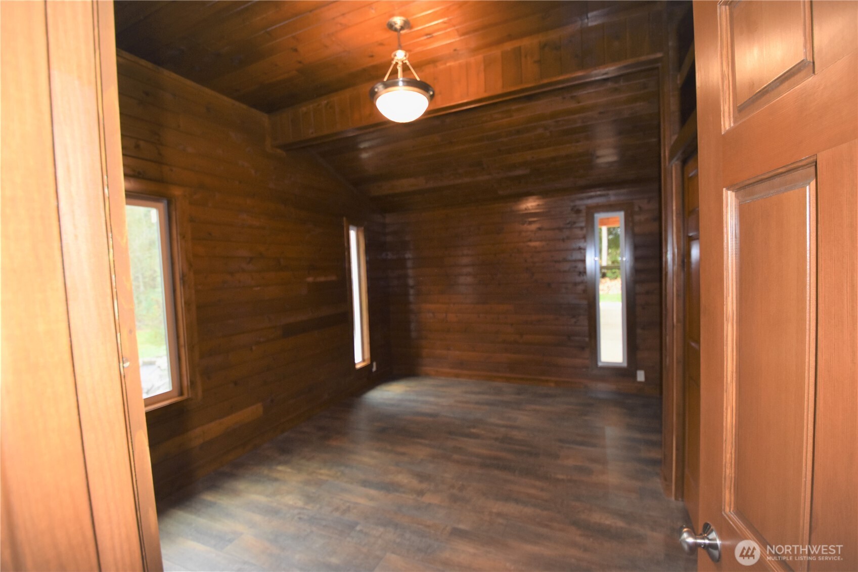 30331 Heimer Road Arlington, WA 98223 - Photo 5 of 37 a view of a bathroom