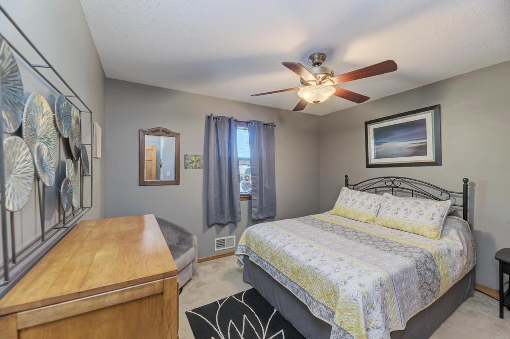 1570 South Sandbar Road Kankakee, IL 60901 - Photo 22 of 45