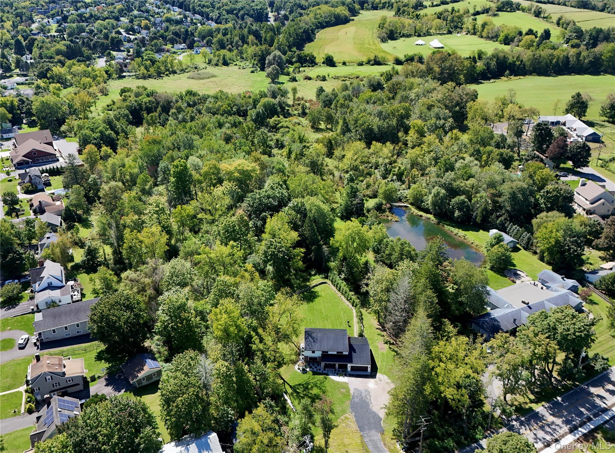 28 Galloway Road Warwick, NY 10990 - Photo 11 of 39 Gallery Image 11