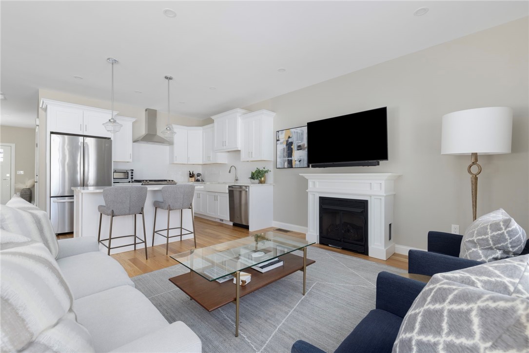 25 Franklin Road, Unit 12 East Greenwich, RI 02818 - Photo 11 of 33