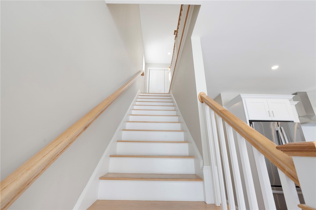 25 Franklin Road, Unit 12 East Greenwich, RI 02818 - Photo 15 of 33