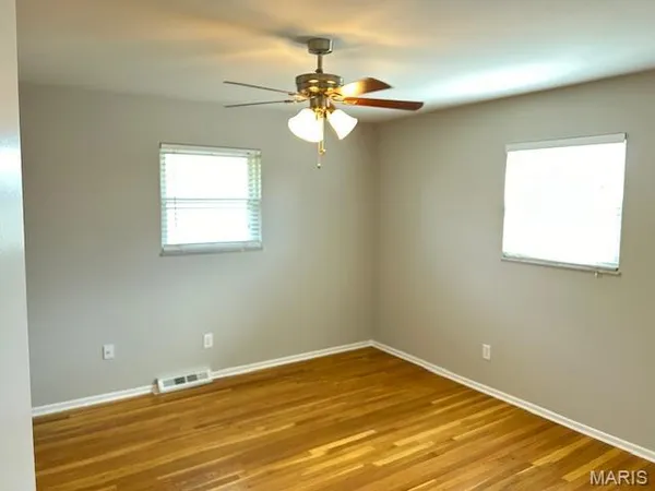 $2,200 | 724 Clarence Drive, St. Charles, MO 63301