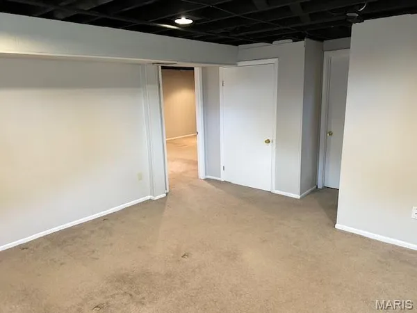 $2,200 | 724 Clarence Drive, St. Charles, MO 63301