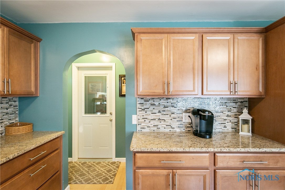 1113 Harrow Road Toledo, OH 43615 - Photo 5 of 28 Gallery Image 5