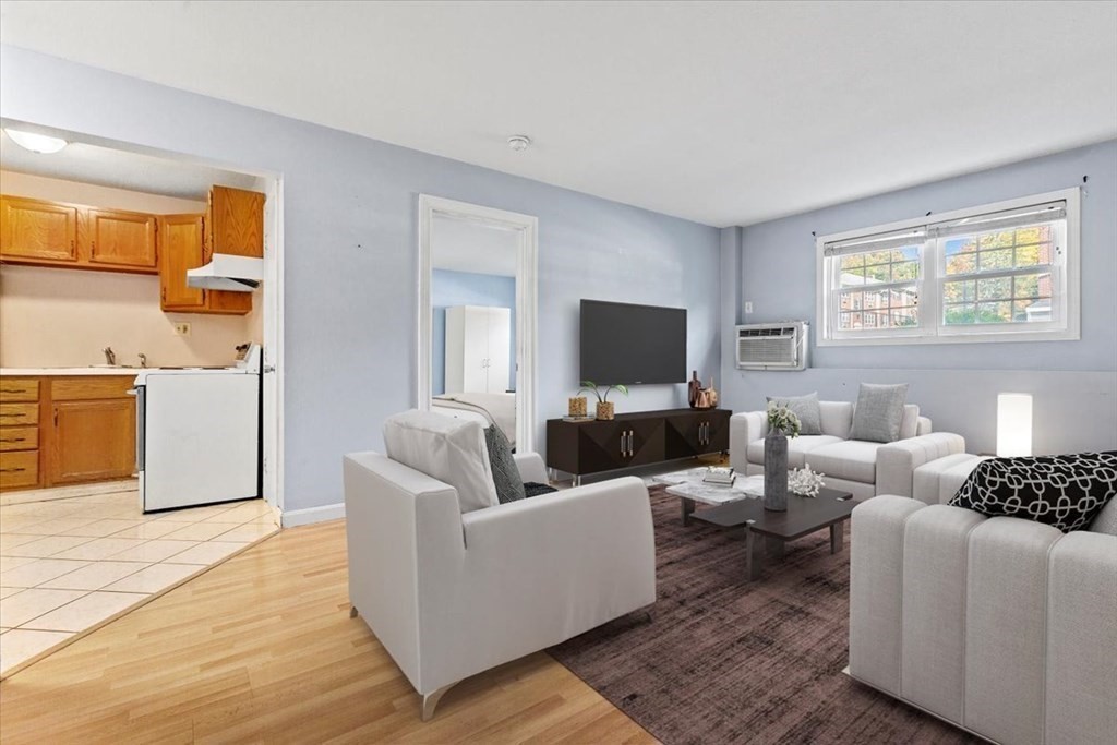 31 Arlington Road, Unit 12 Woburn, MA 01801 - Photo 2 of 17 Gallery Image 2