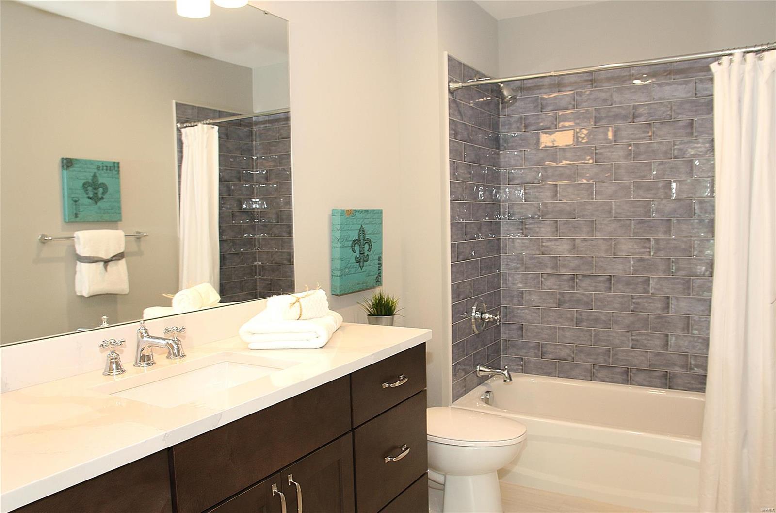 11322 Clayton Road Frontenac, MO 63131 - Photo 31 of 56 Gallery Image 31
