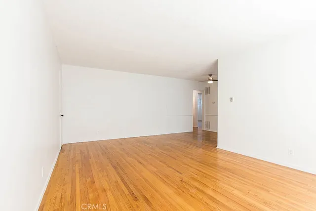 $3,200 | 930 North Stanley Avenue, Unit 4, West Hollywood, CA 90046