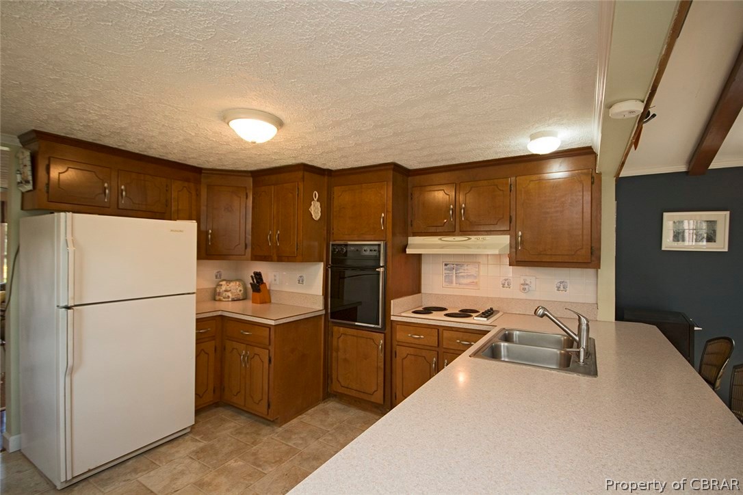 3082 Mill Point Road Hayes, VA 23072 - Photo 7 of 22 Kitchen