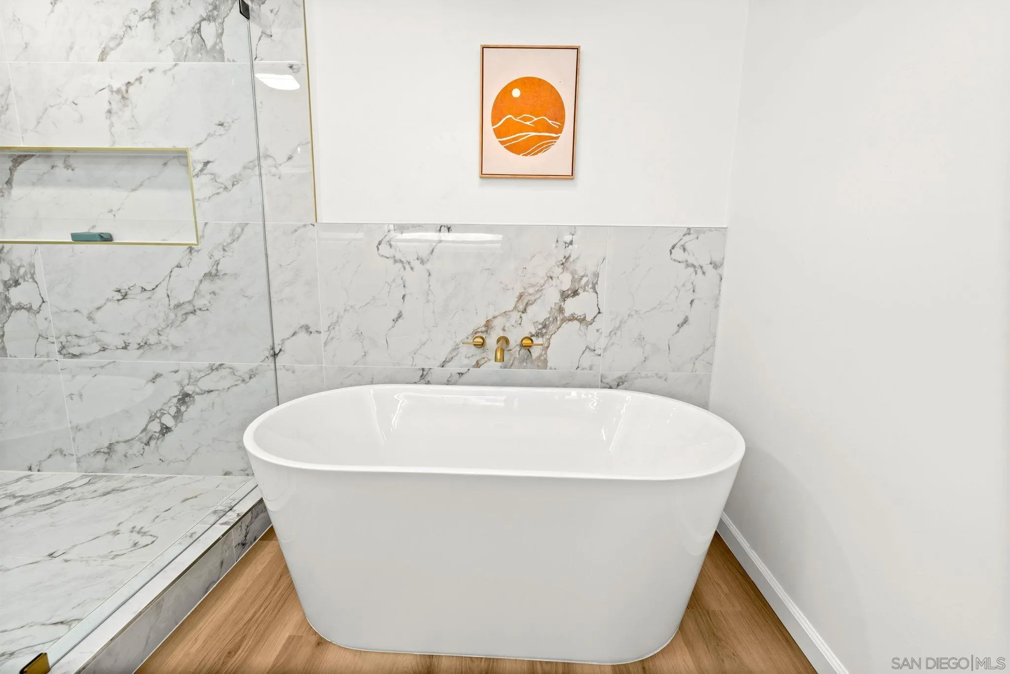 3110 Rio Madre Lane Jamul, CA 91935 - Photo 33 of 48 a white bath tub sitting in a bathroom