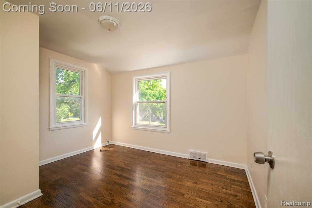 2952 Clement Street Flint, MI 48504 - Photo 20 of 27