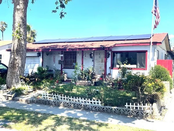 $699,999 | 3731 West 118th Street, Hawthorne, CA 90250