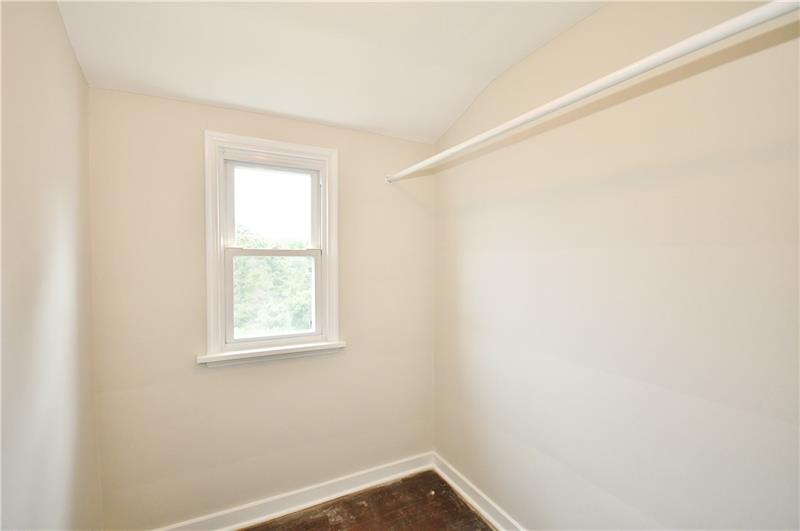 902 Agnew Road Pittsburgh, PA 15227 - Photo 21 of 25