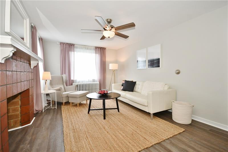 902 Agnew Road Pittsburgh, PA 15227 - Photo 4 of 25