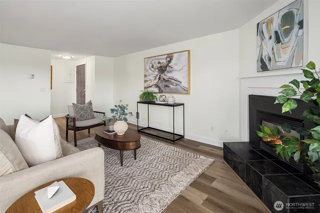 $365,000 | 1730 Taylor Avenue North, Unit 409, Seattle, WA 98109