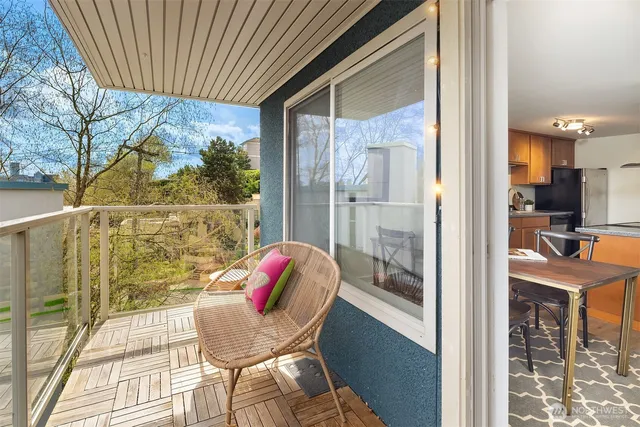 $365,000 | 1730 Taylor Avenue North, Unit 409, Seattle, WA 98109