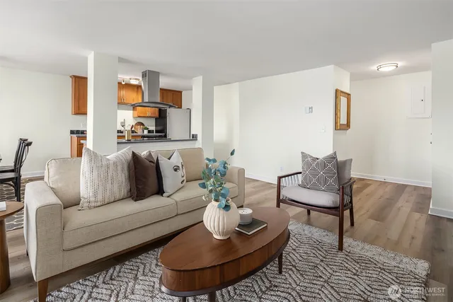 $365,000 | 1730 Taylor Avenue North, Unit 409, Seattle, WA 98109