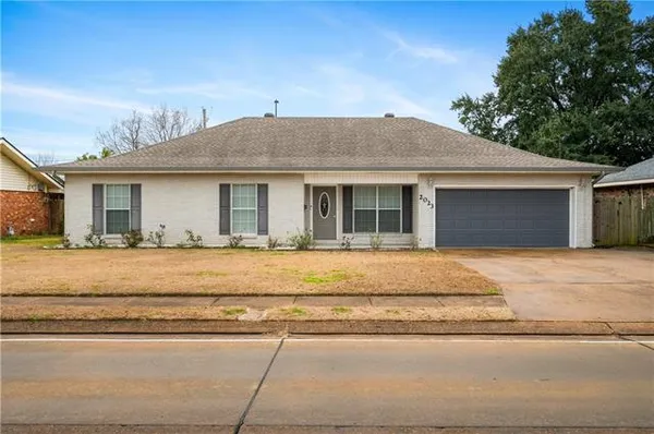 $256,000 | 2023 Memorial Drive, Alexandria, LA 71301